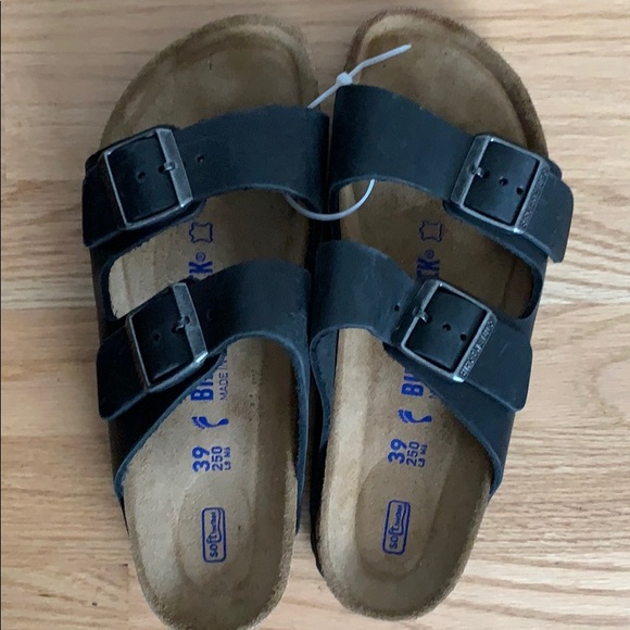 Sandals - Picture 3 of 6